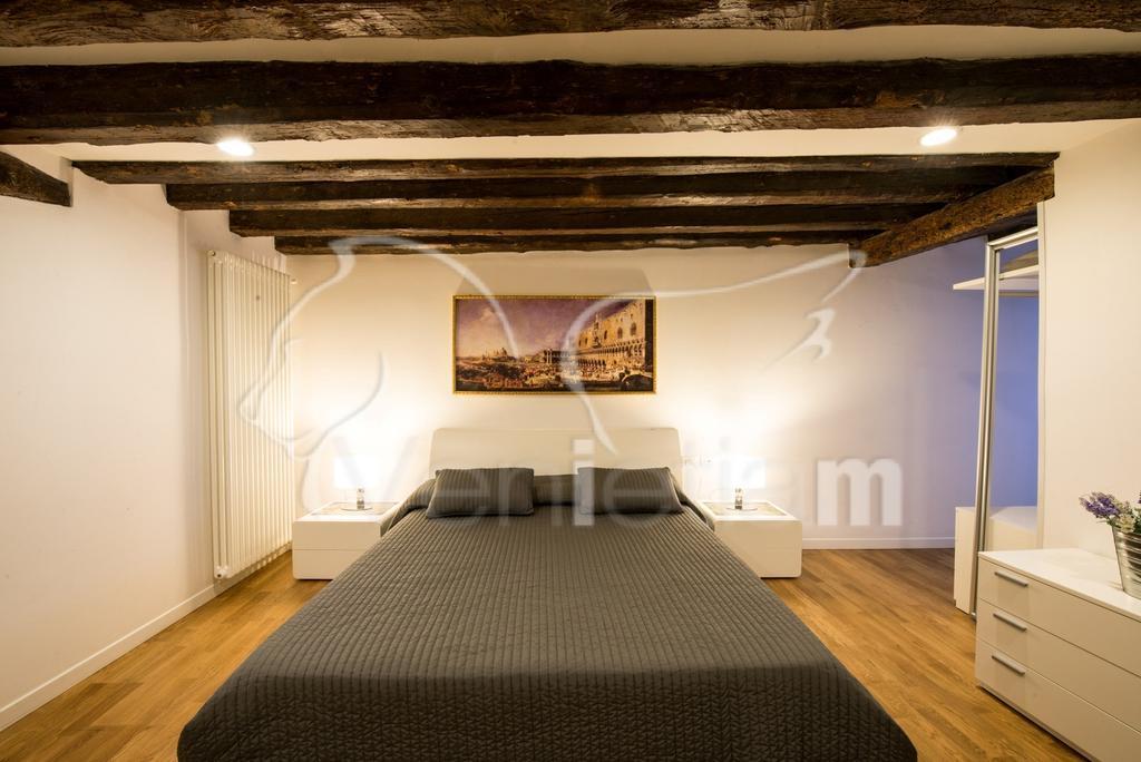 Apartment The Lion's House Apt5 *